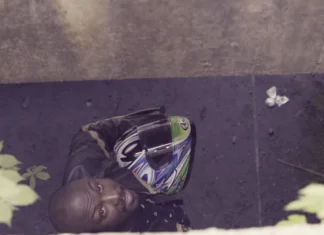 Parly B feat Danny T & Tradesman – Motorbike (Official Video)